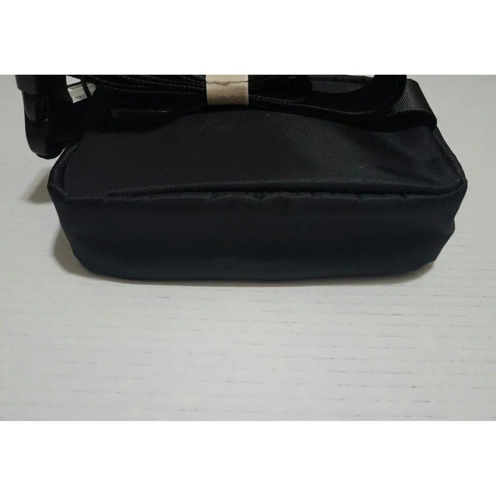 NWT $50 Violet Ray New York Black Sling Crossbody Pouch Bag Convertible Style - Picture 9 of 10